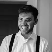 Hey, I am Nikolas Artadi!